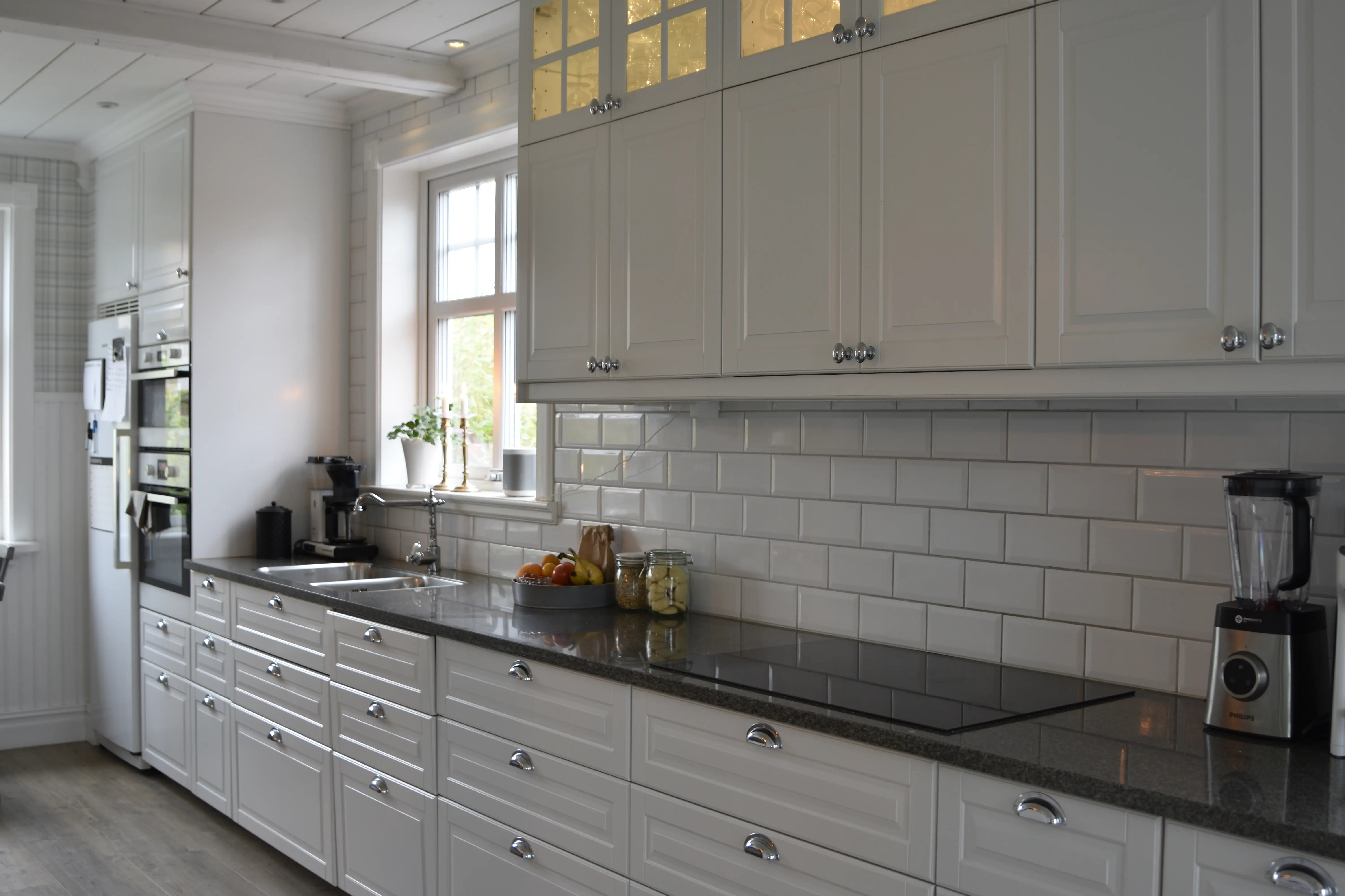 Huset har renoverats i klassisk stil som passar huset.