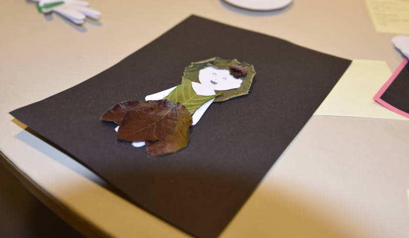 Skapa 3D med löv den 12 juli.