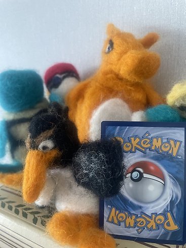 Tovade figurer från pokemon.